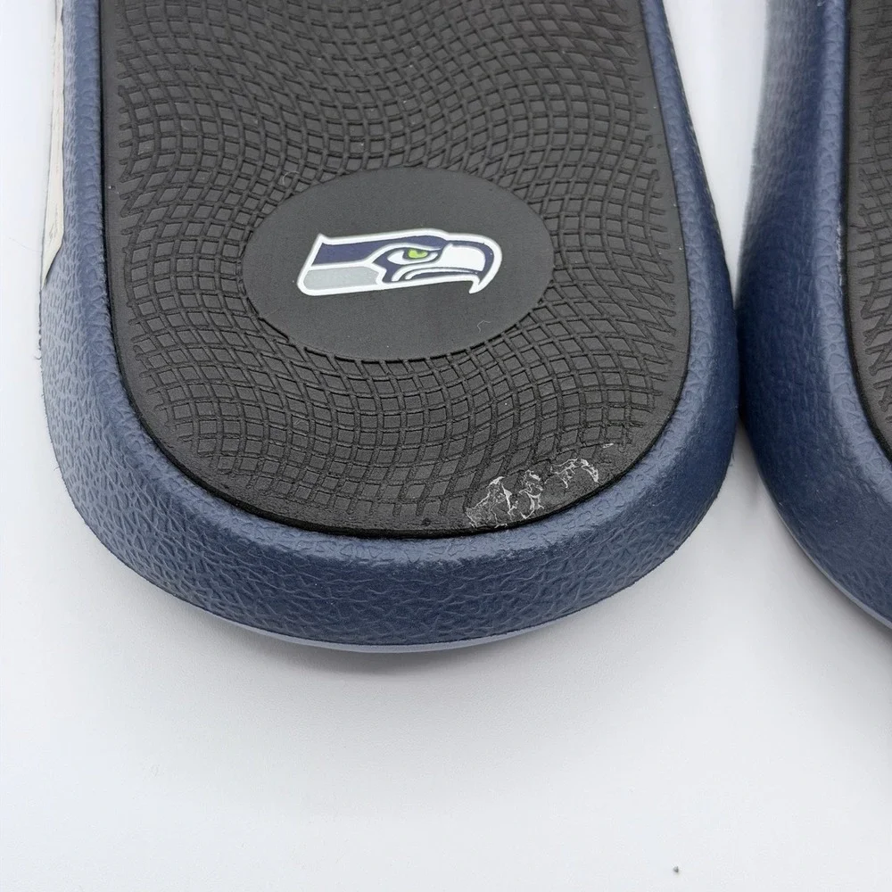 Seattle Seahawks NFL Mens FOCO Slide Sandals Training Camp Gel Slides Sz M 9-10